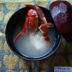 がっつり豪快に、ワタリガニの味噌汁